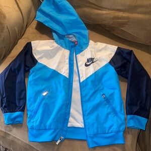 Boys Nike Jacket Size 6 medium